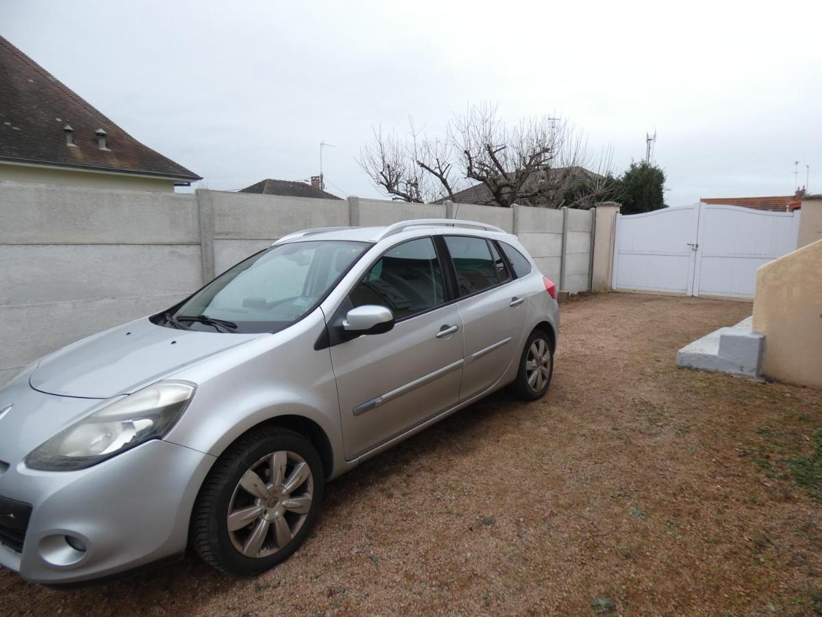 Gite De L Epinette Commentry Exterior photo